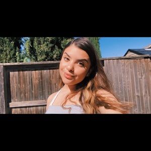 Meet your Posher, Marisa